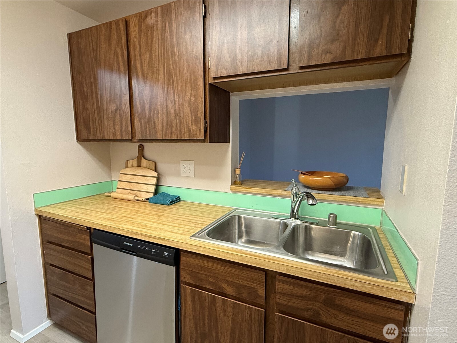 1102 8th Street NE 31