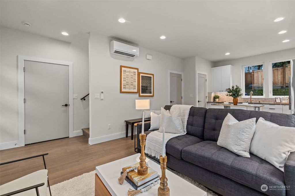 Photo of 143 NE 62nd Street, Seattle, WA 98115 (MLS # 2197643)