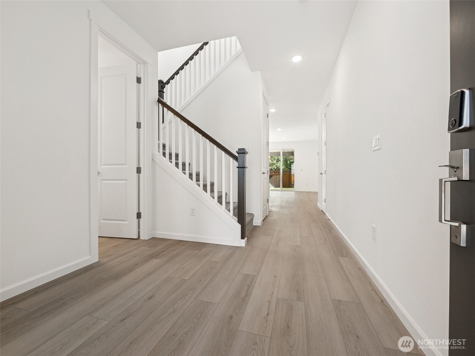 20230 150th Street E 598