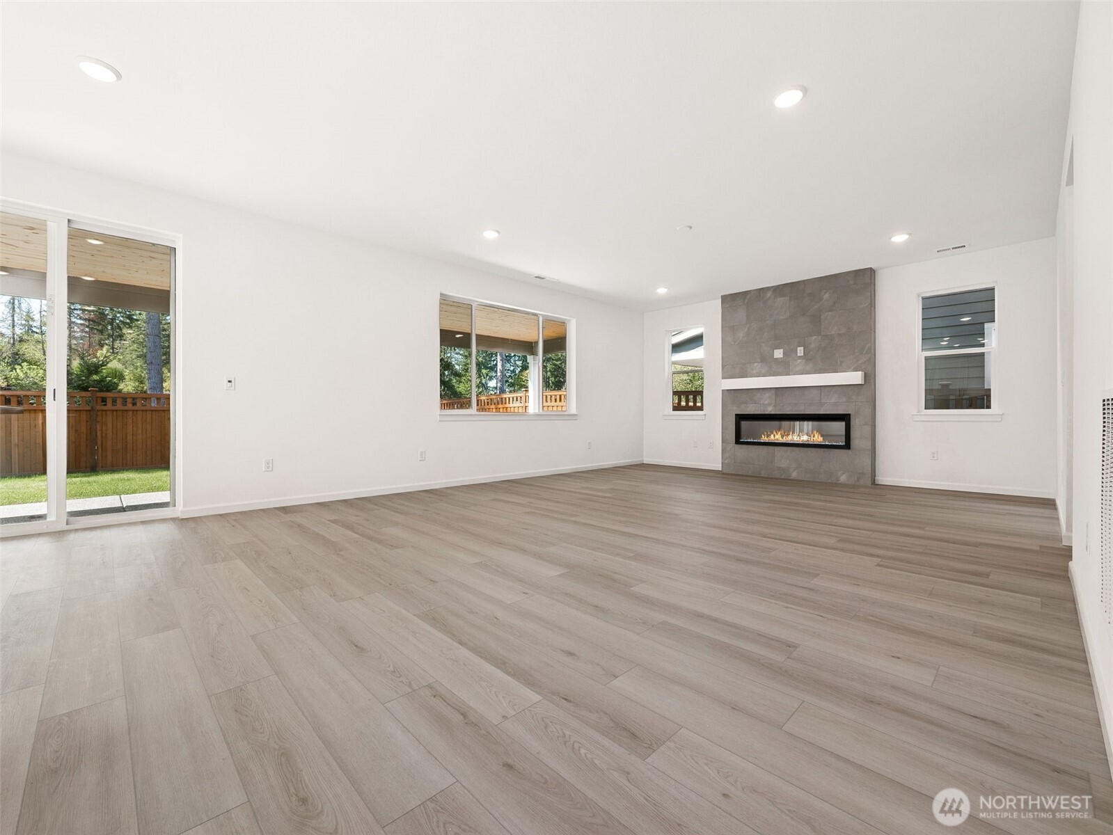 20230 150th Street E 598