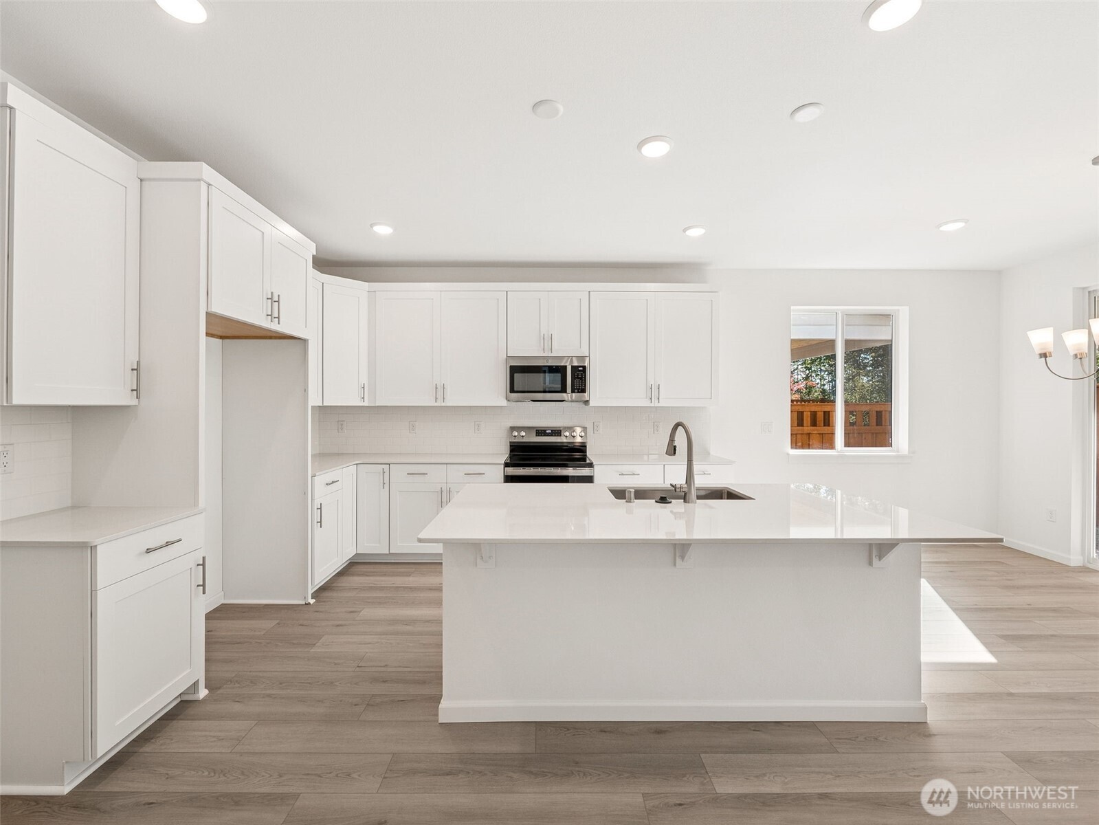 20230 150th Street E 598