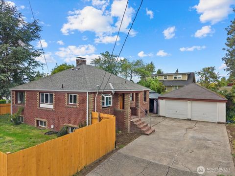 Photo of 8724 16th Avenue SW, Seattle, WA 98106 (MLS # 2523567)