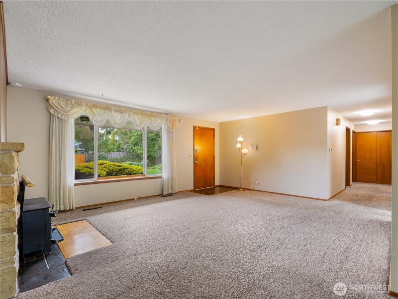 2404 S 360th Street