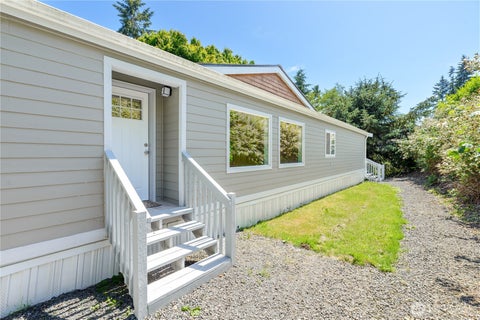 Photo of 153 Blueberry Hill, Port Ludlow, WA 98365 (MLS # 2547103)