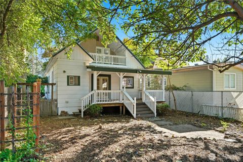 Photo of 321 Craig Street, Walla Walla, WA 99362 (MLS # 2443836)