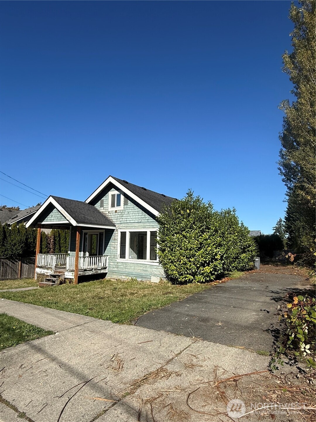 7927 Vernon Road