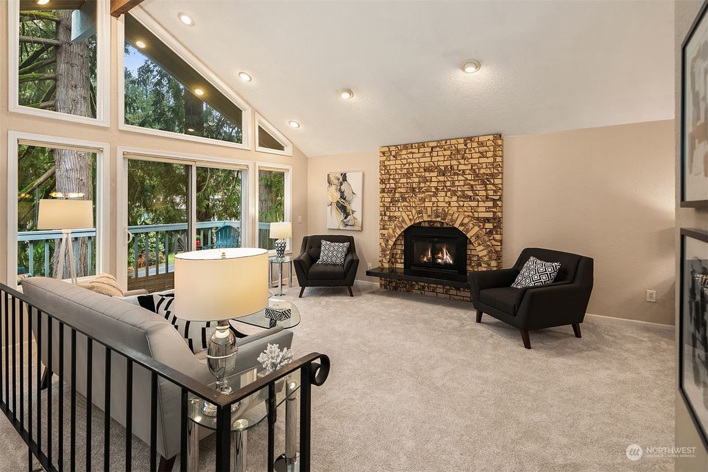 Photo of 16008 198th Avenue NE, Woodinville, WA 98077 (MLS # 2198496)