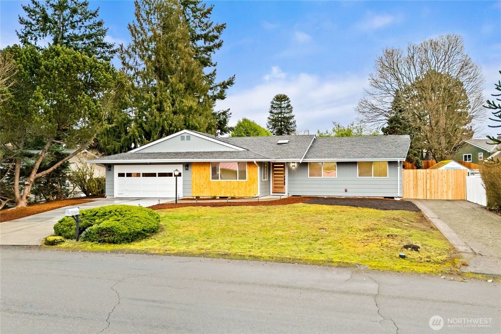 Photo of 10115 109th Avenue SW, Tacoma, WA 98498 (MLS # 2474809)
