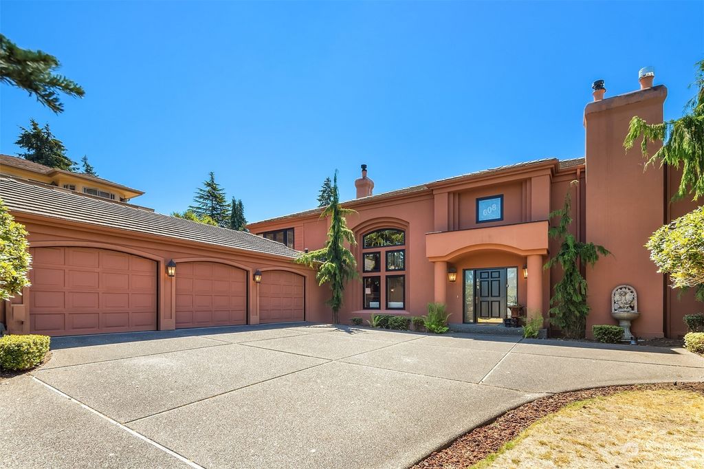 Photo of 608 Magnolia Lane, Edmonds, WA 98020 (MLS # 2007543)
