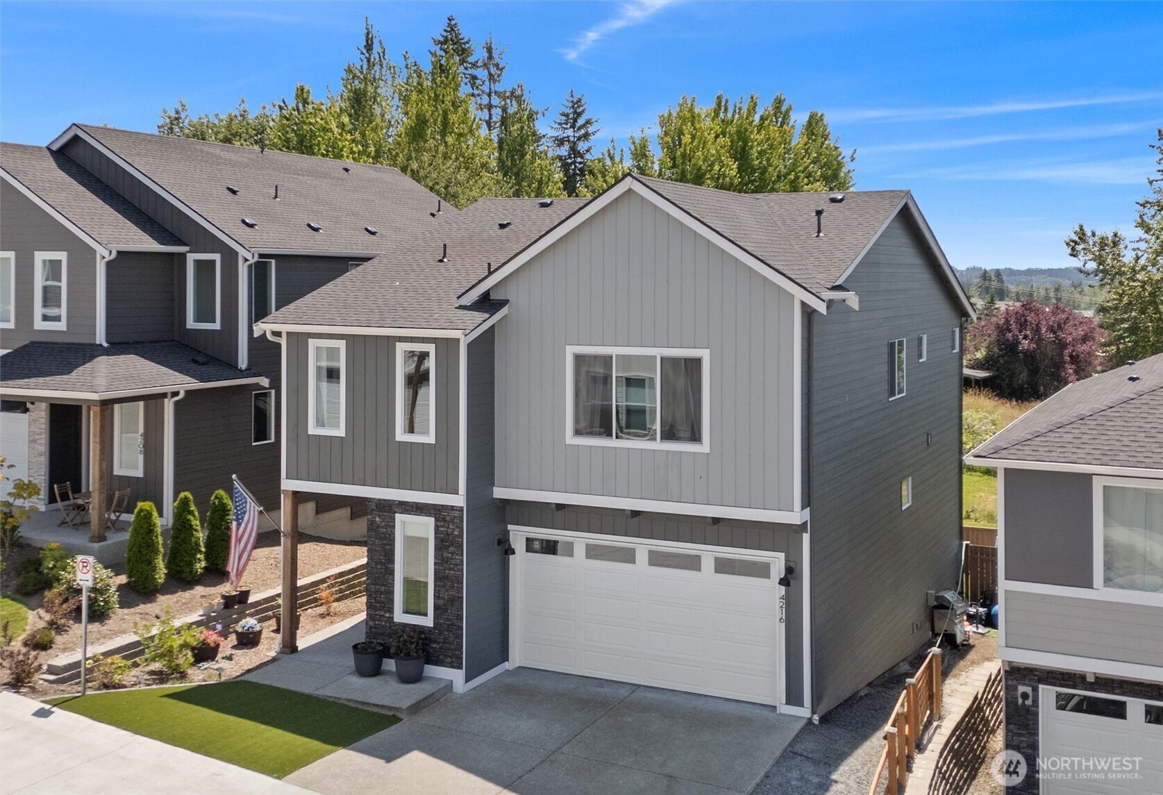 4216 66th Drive NE