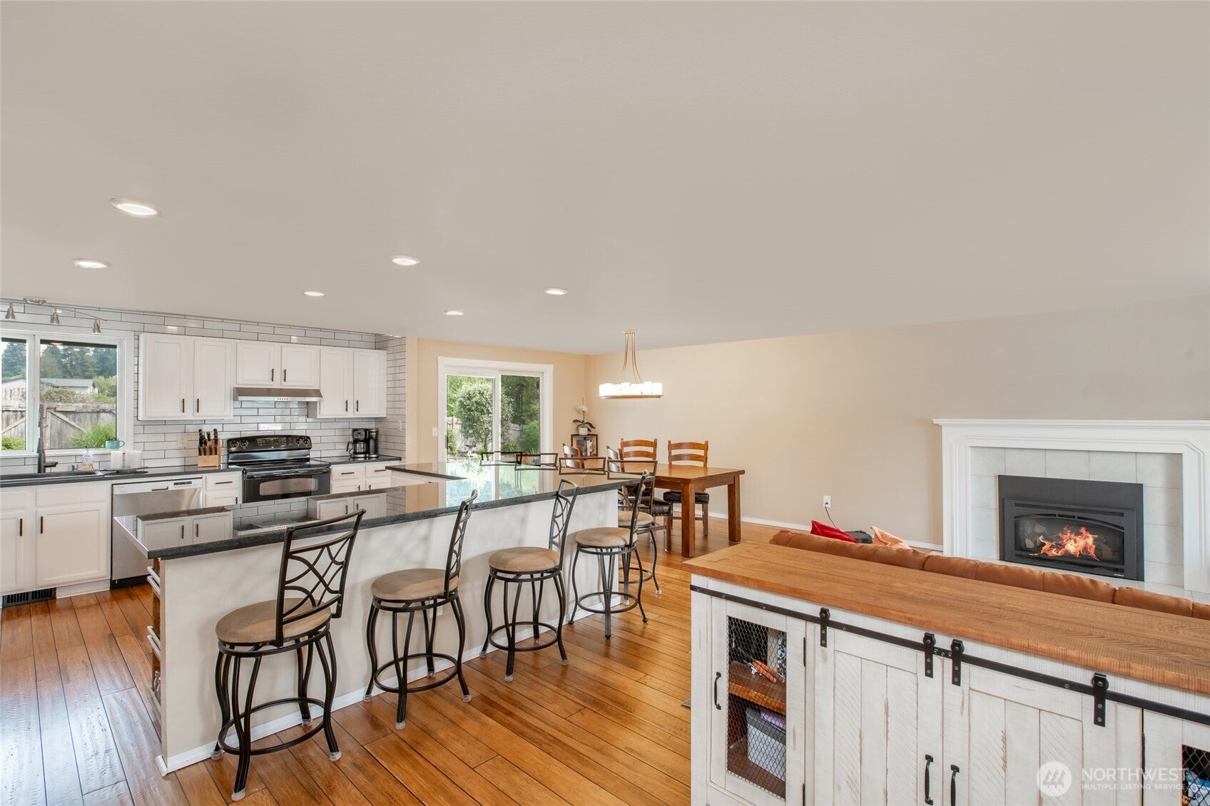 22605 115 Street Ct E