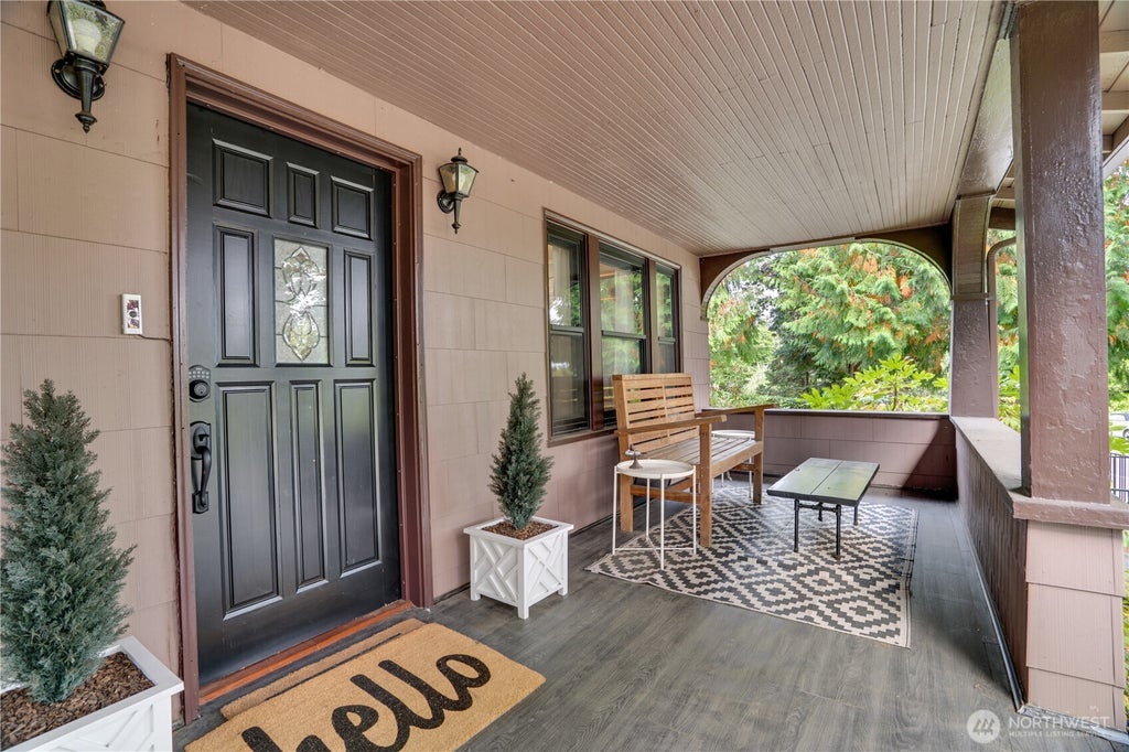 Photo of 11457 Glendale Way S, Seattle, WA 98168 (MLS # 2590084)