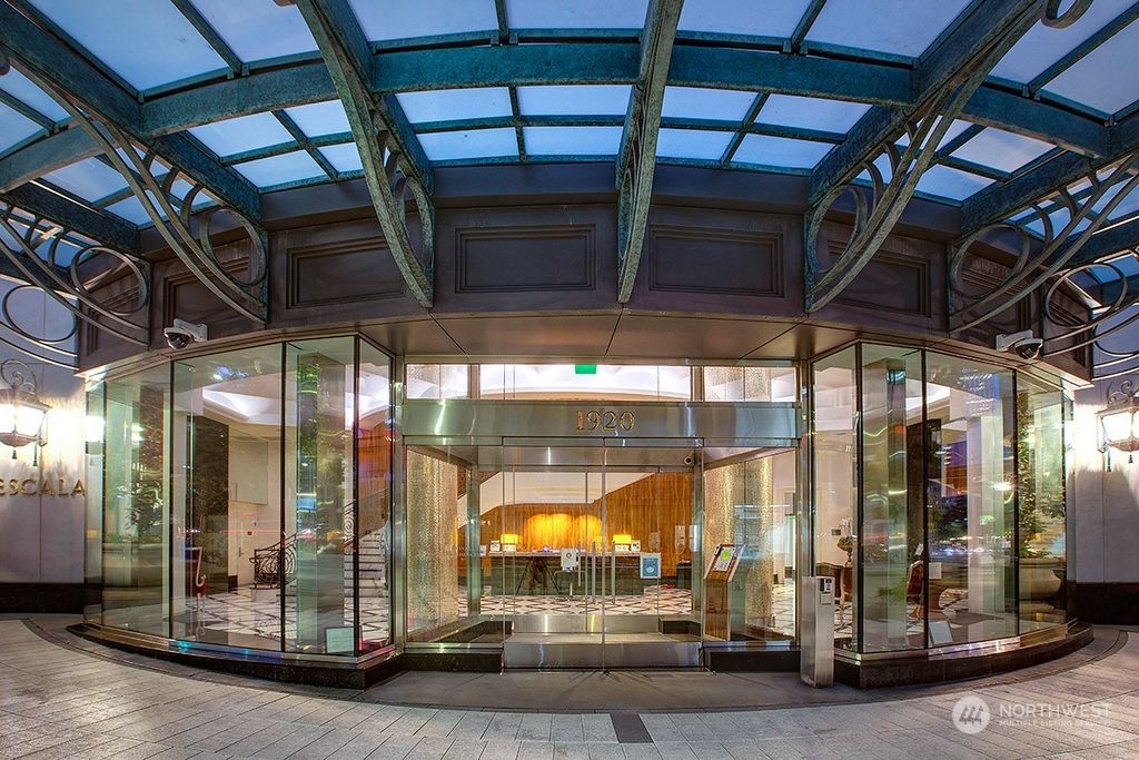 Photo of 1920 4th Avenue #2903, Seattle, WA 98101 (MLS # 2316786)
