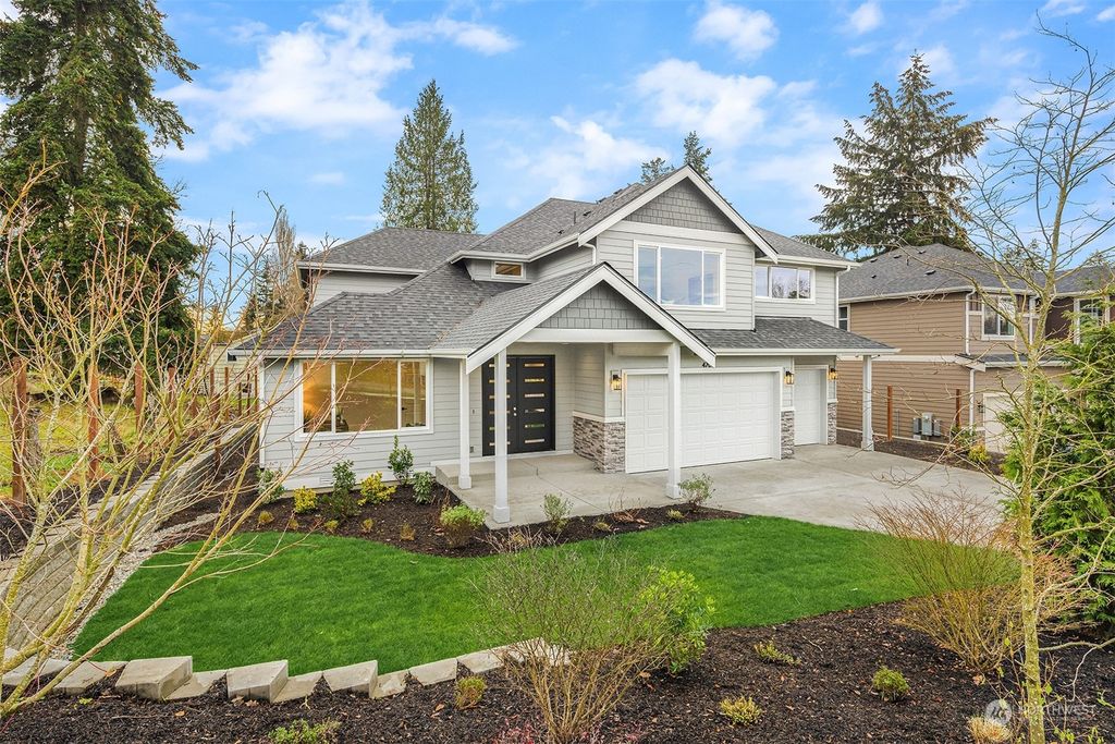 Photo of 4709 NE 24th Street St, Renton, WA 98059 (MLS # 2314335)