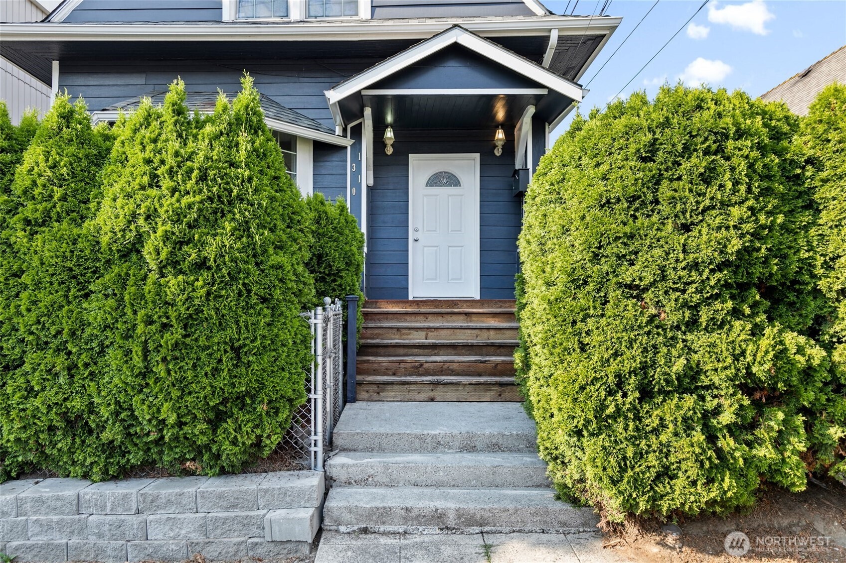 1310 NE 52nd Street