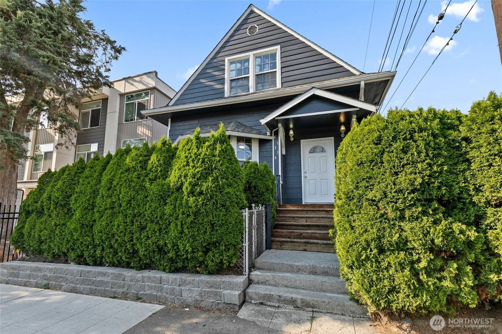 Photo of 1310 NE 52nd Street, Seattle, WA 98105 (MLS # 2421000)