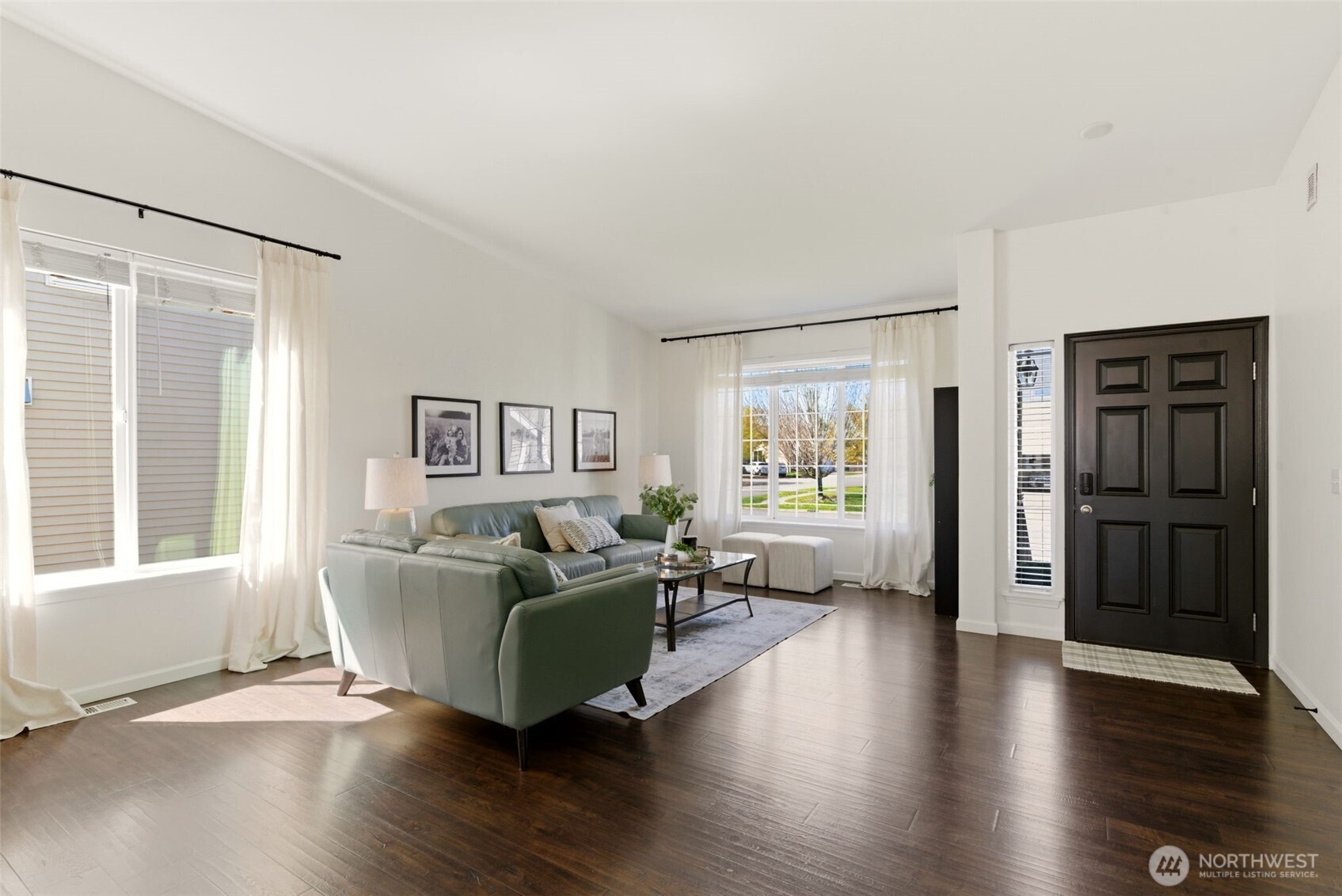 9914 Cascadian Avenue SE