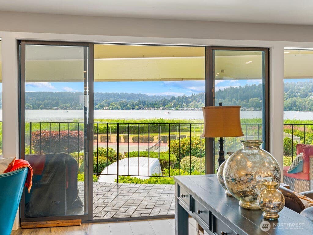 Photo of 16921 Inglewood Road NE #A-104, Kenmore, WA 98028 (MLS # 2565873)