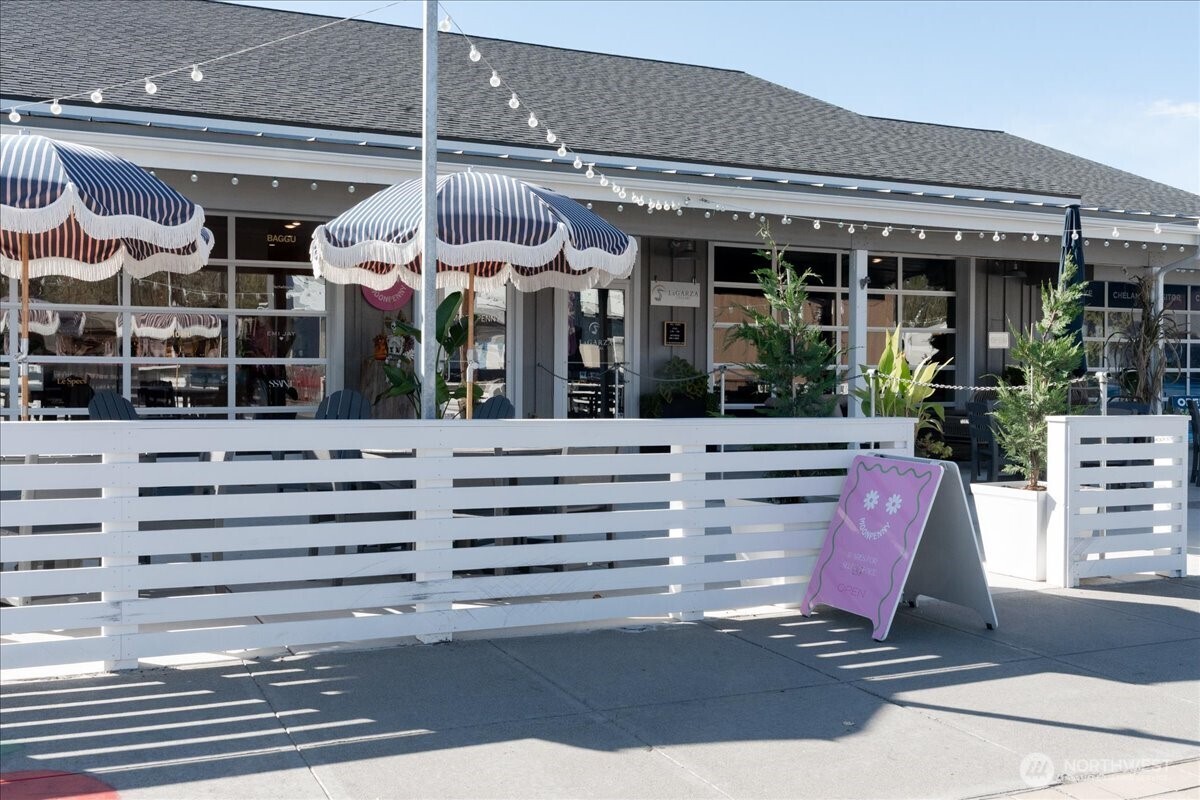 10 Wapato Point Parkway B