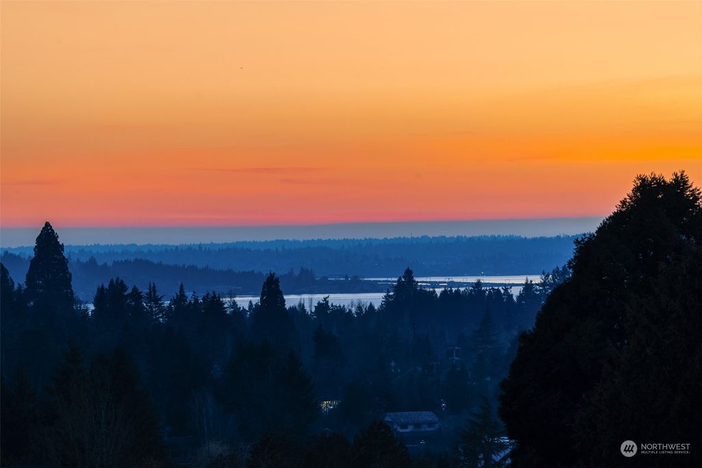 Photo of 1745 89th Place NE, Clyde Hill, WA 98004 (MLS # 2006230)