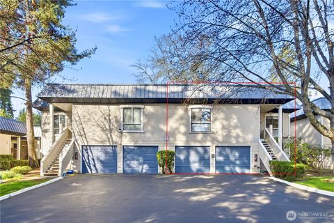 Photo of 1619 102nd Place NE #B-2, Bellevue, WA 98004 (MLS # 2495411)