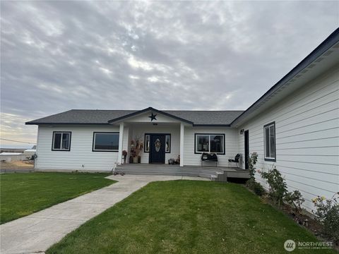 Photo of 944 Kelley Street, Hartline, WA 99135 (MLS # 2451740)