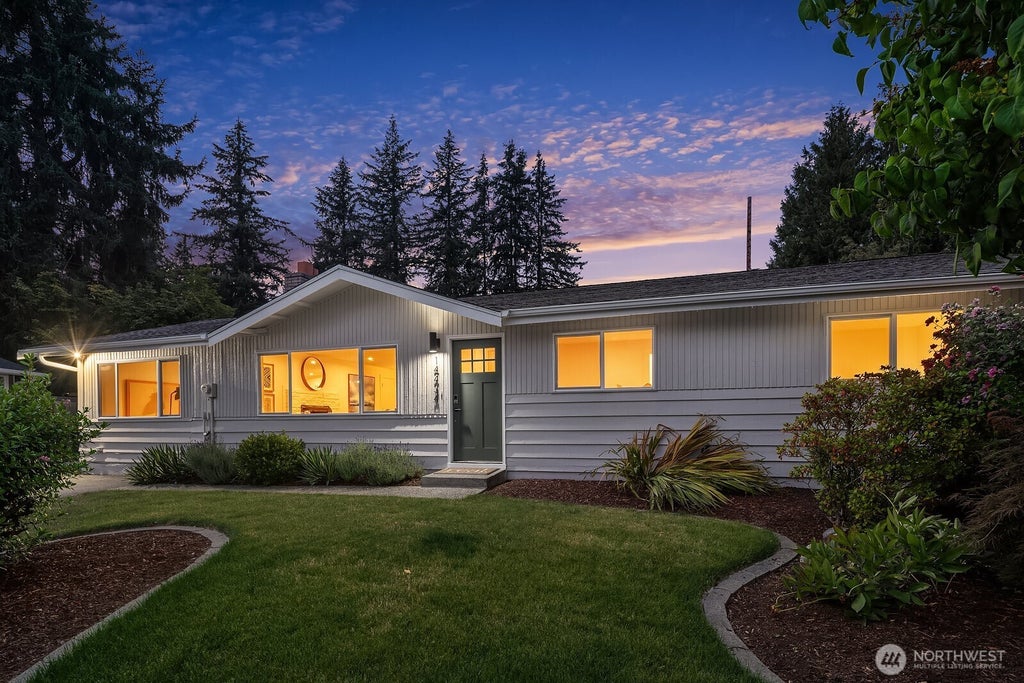 Photo of 14434 83rd Place NE, Kirkland, WA 98034 (MLS # 2567399)