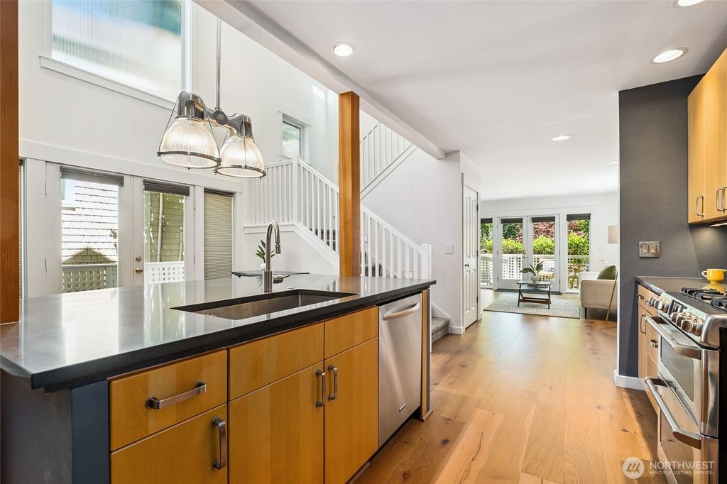 Photo of 917 18th Avenue #C, Seattle, WA 98122 (MLS # 2409880)