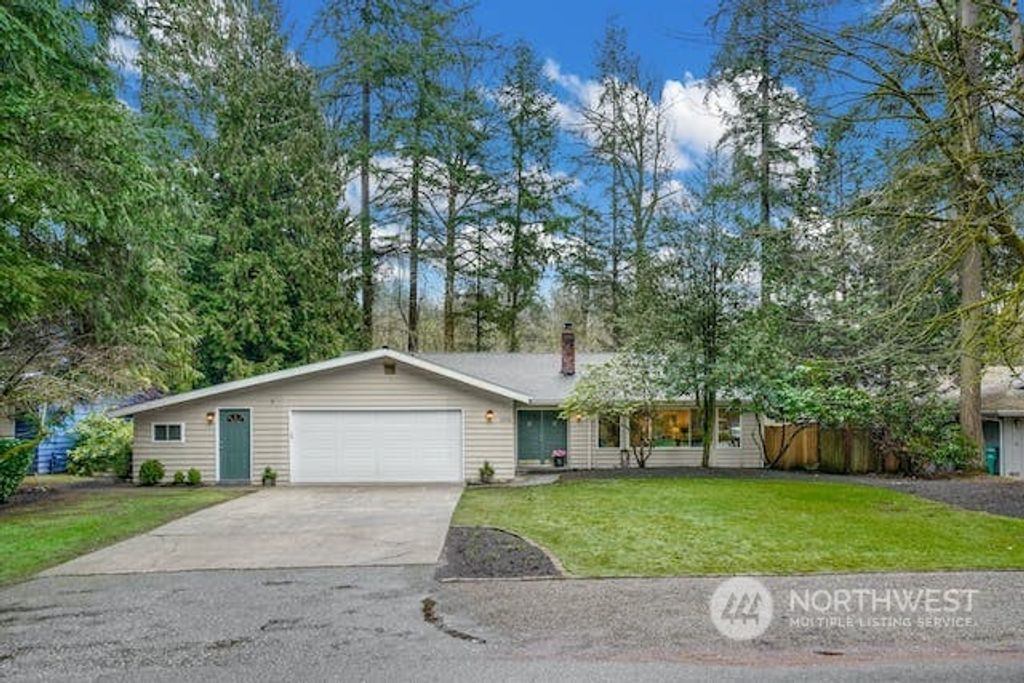Photo of 16536 191st Place NE, Woodinville, WA 98072 (MLS # 2047034)