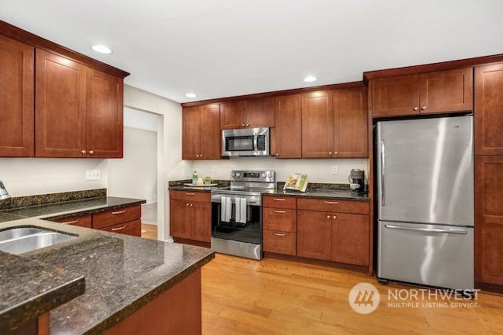 Photo of 16536 191st Place NE, Woodinville, WA 98072 (MLS # 2047034)