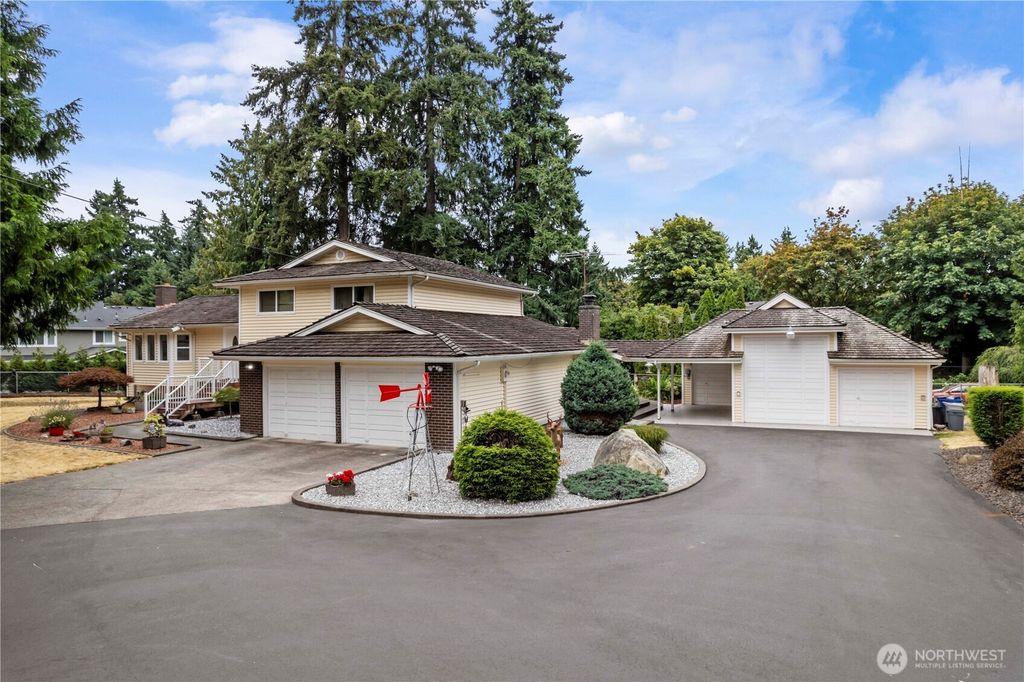 Photo of 4705 S 272nd Street, Kent, WA 98032 (MLS # 2418753)