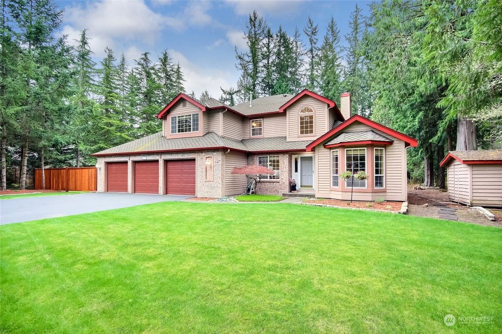 Photo of 20015 SE 300th Street, Kent, WA 98042 (MLS # 2063209)