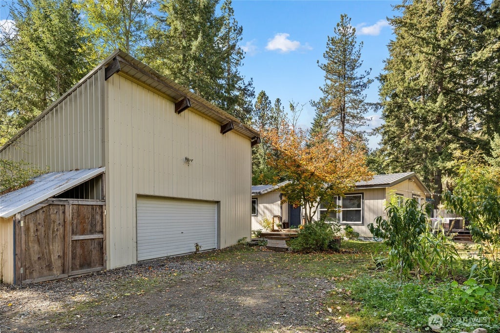 Photo of 81 Ermine Loop, Cle Elum, WA 98922 (MLS # 2594060)