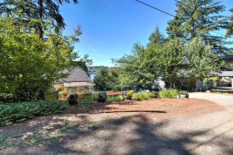 A home in Shelton