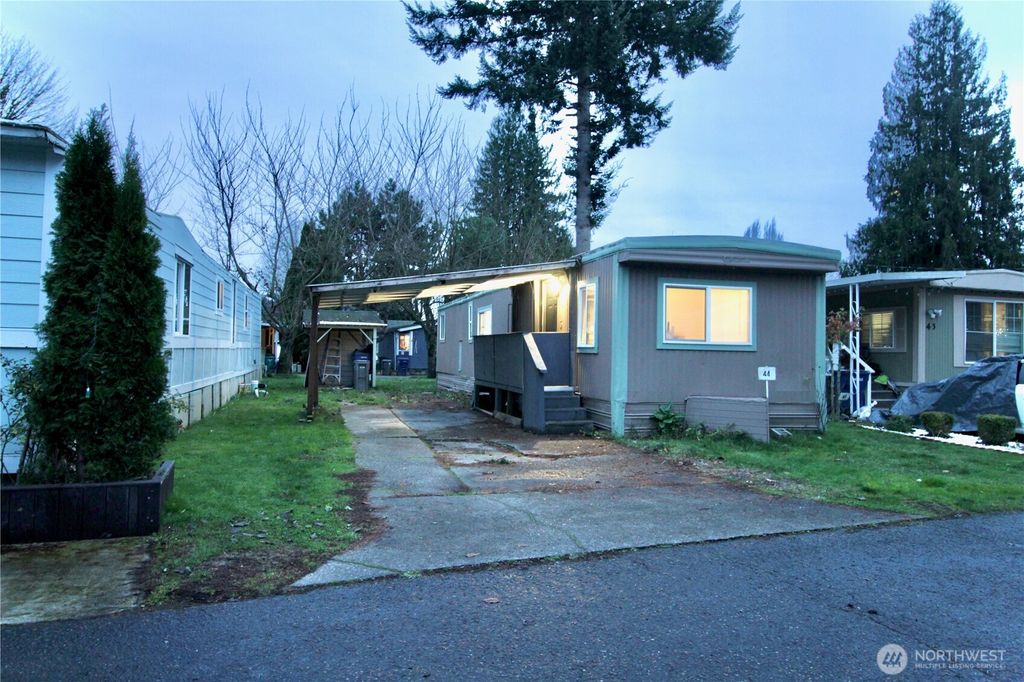 Photo of 3105 M Street SE #44, Auburn, WA 98002 (MLS # 2460353)
