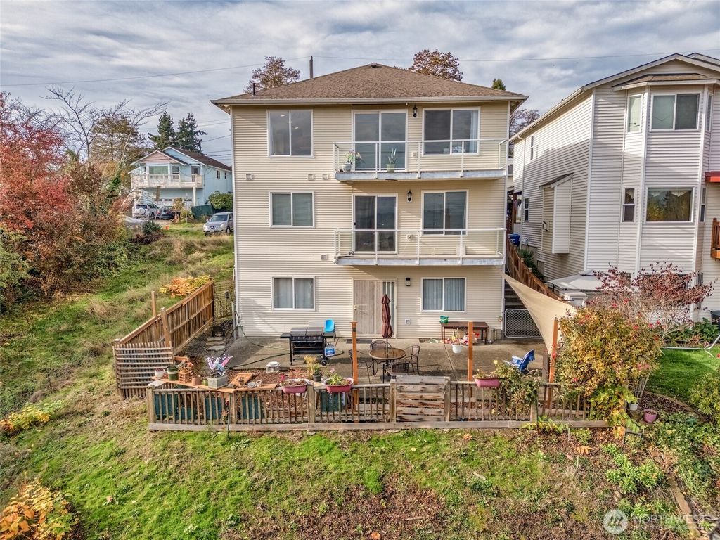 Photo of 7972 39th Avenue S, Seattle, WA 98118 (MLS # 2454289)