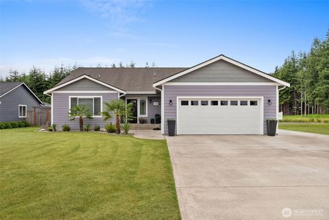 611 Woodside Road Cosmopolis WA 98537
