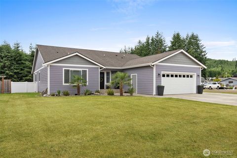 611 Woodside Road Cosmopolis WA 98537