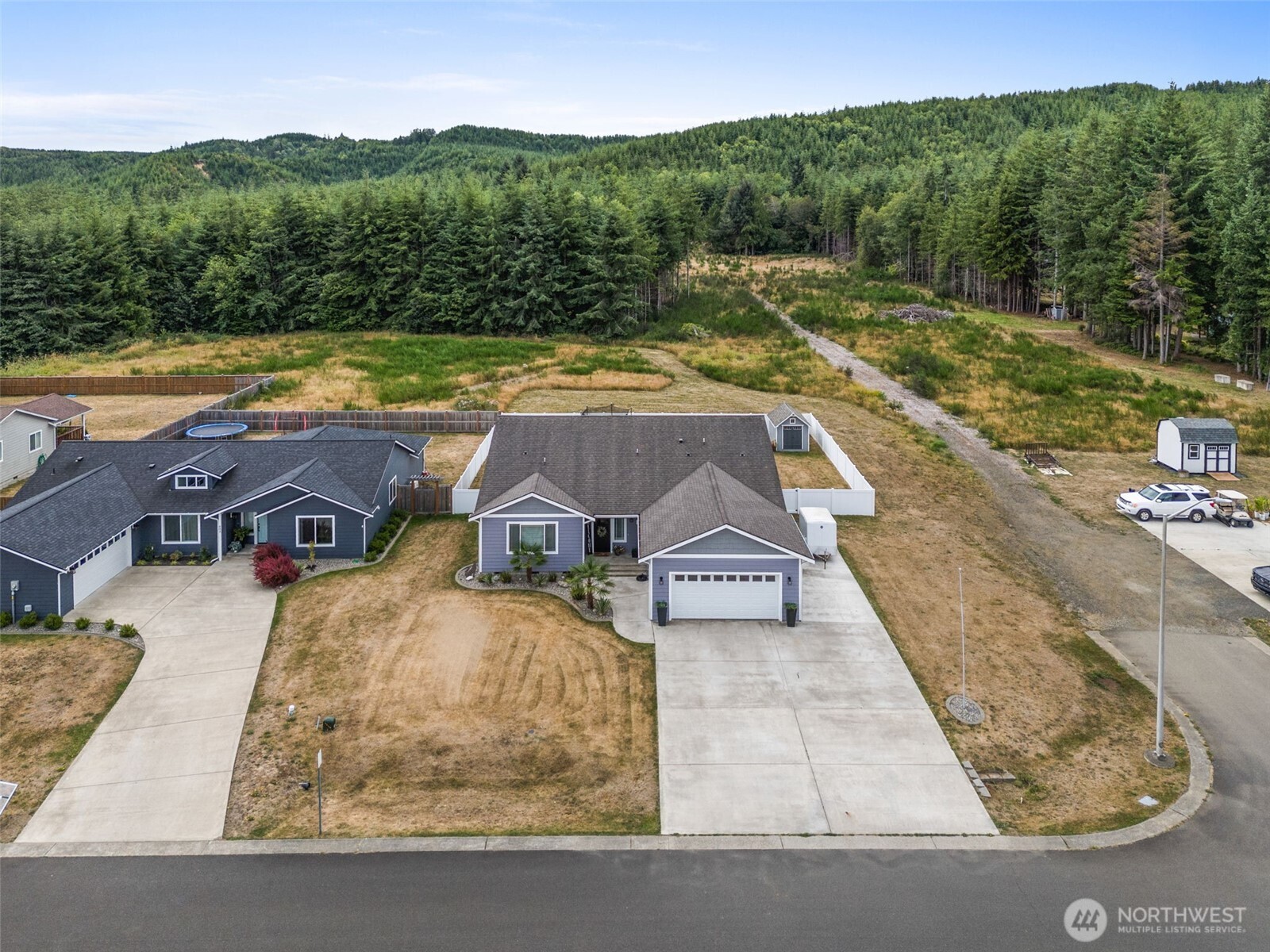 611 Woodside Road