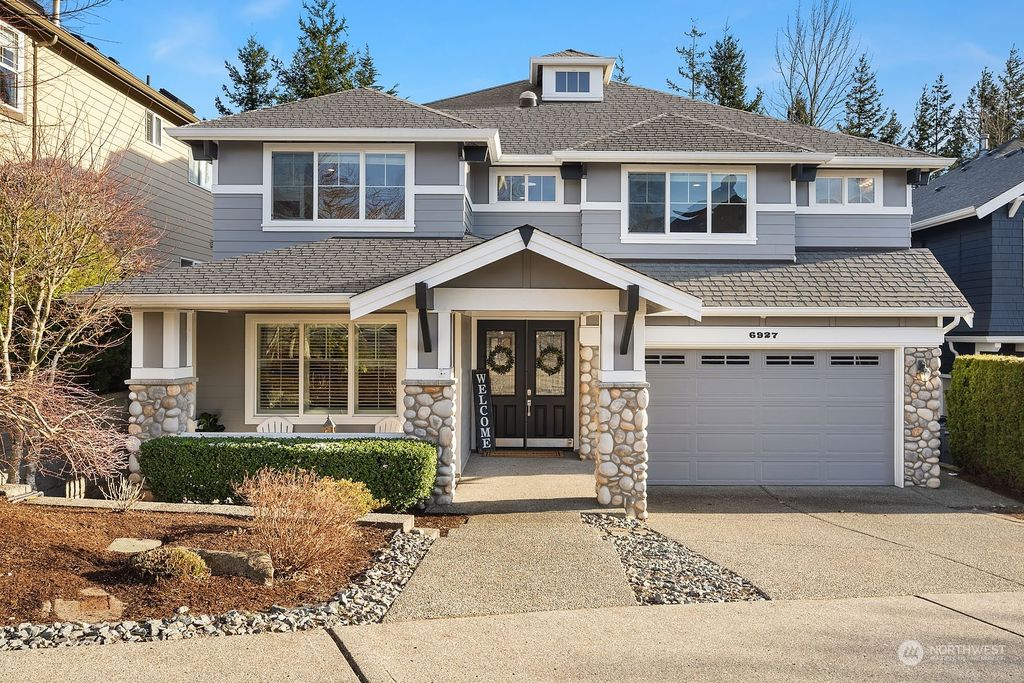 Photo of 6927 Oakmont Avenue SE, Snoqualmie, WA 98065 (MLS # 2030416)