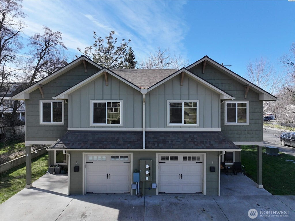 Photo of 218 E Whitman Drive, College Place, WA 99324 (MLS # 2537823)