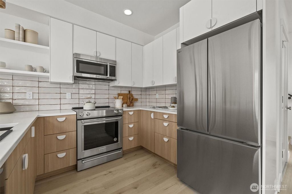 Photo of 3106 NE 75th Street, Seattle, WA 98115 (MLS # 2354915)