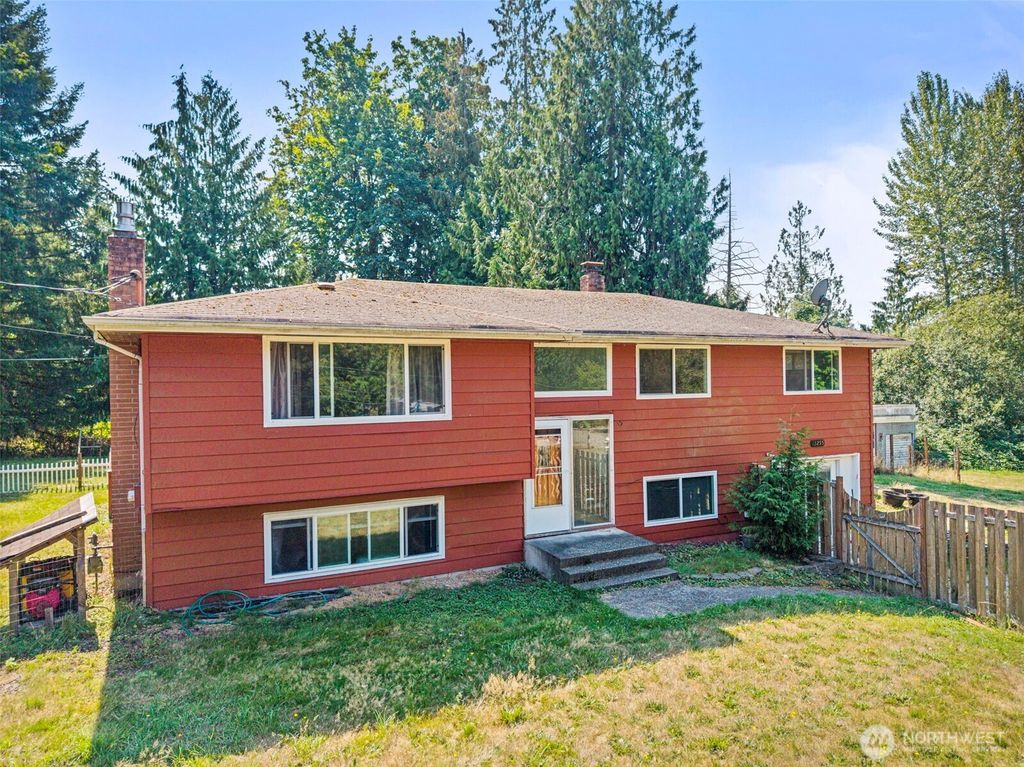 Photo of 13255 SE 282nd Street, Kent, WA 98042 (MLS # 2428118)