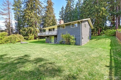 Photo of 17810 Olympic View Drive, Edmonds, WA 98026 (MLS # 2516454)