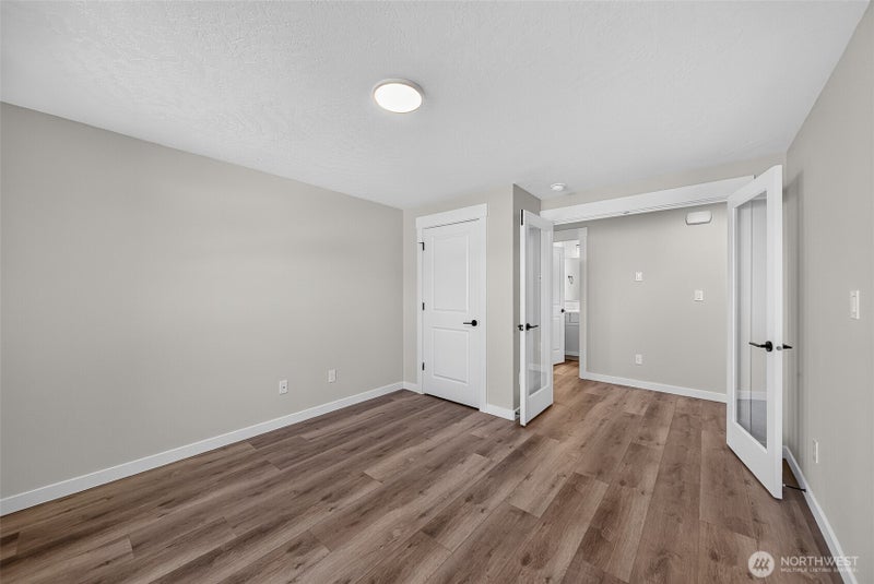 835 Ava Ct