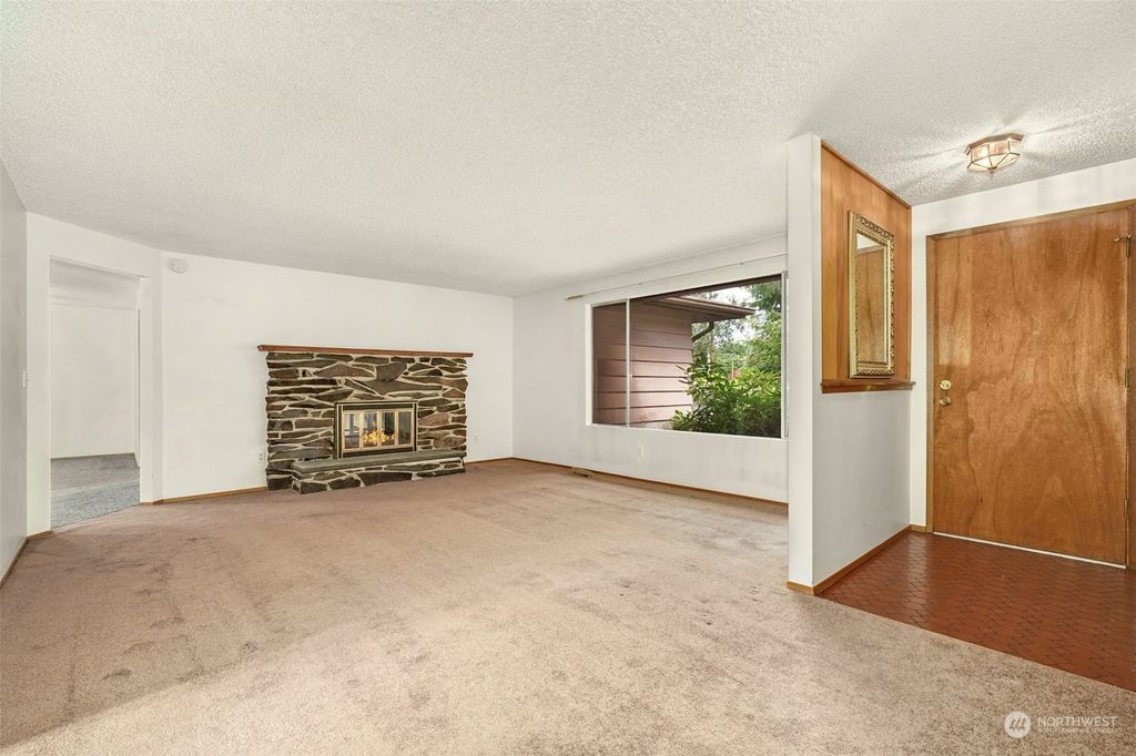 Photo of 1030 178th Street SW, Lynnwood, WA 98037 (MLS # 2138561)