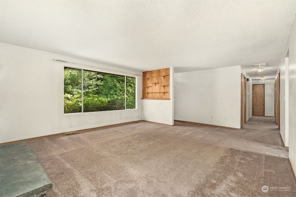 Photo of 1030 178th Street SW, Lynnwood, WA 98037 (MLS # 2138561)