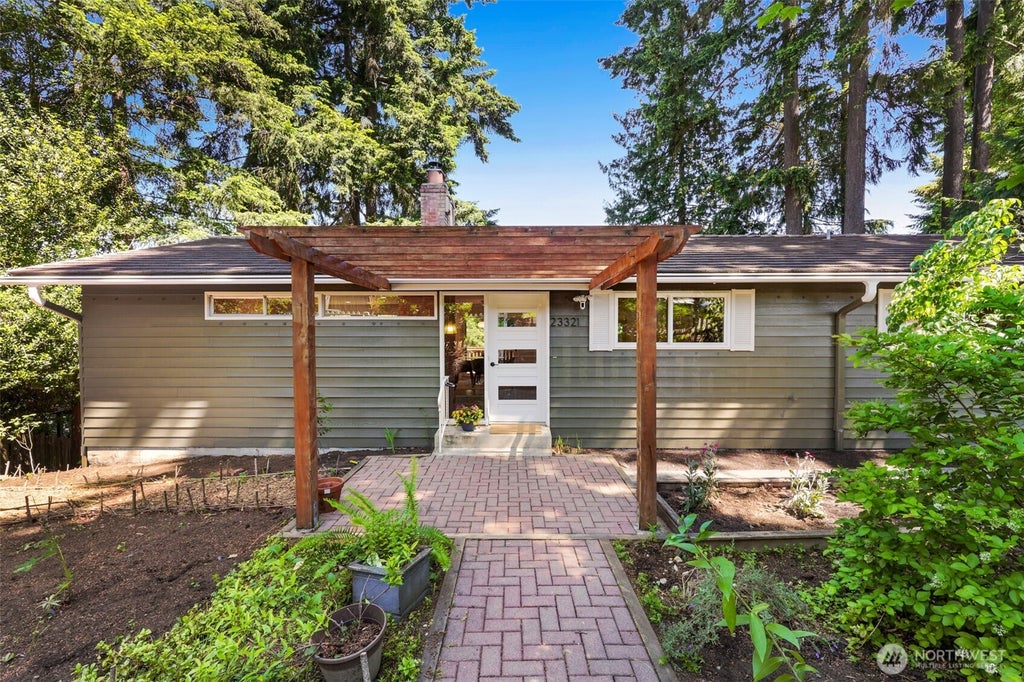 Photo of 23321 75th Avenue W, Edmonds, WA 98026 (MLS # 2548220)