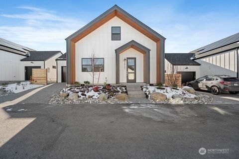 3917 Crosswinds Court, Anacortes, WA 98221 - MLS#: 2289177