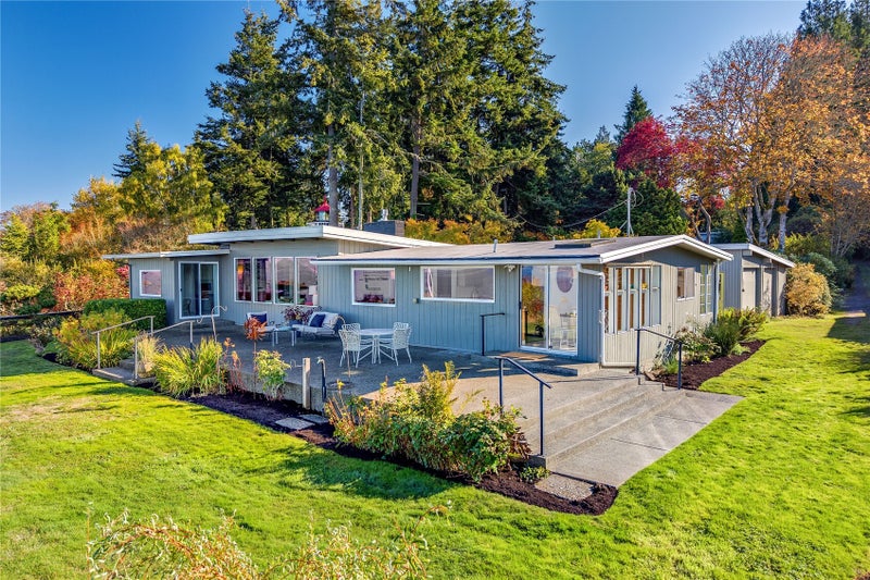 5828 NE Twin Spits Road